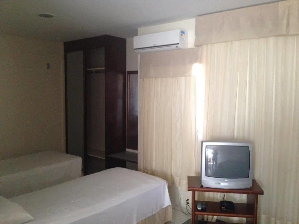 Luzon Residence Apartments ฟอร์ตาเลซา ภายนอก รูปภาพ