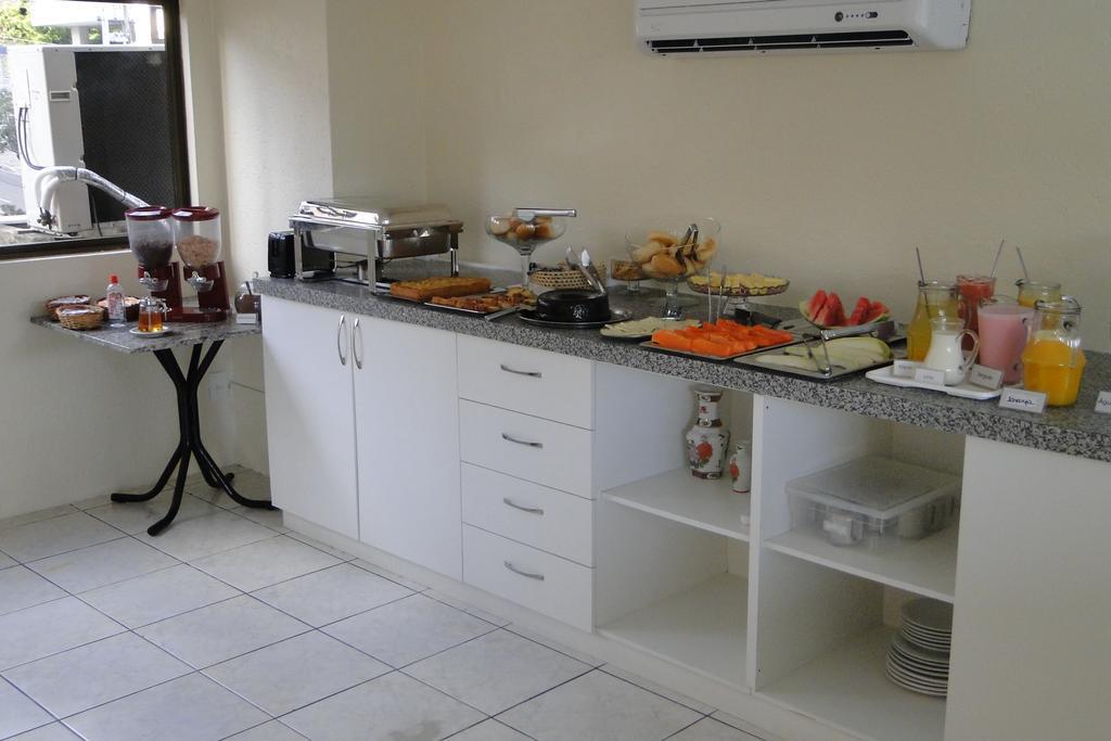 Luzon Residence Apartments ฟอร์ตาเลซา ภายนอก รูปภาพ
