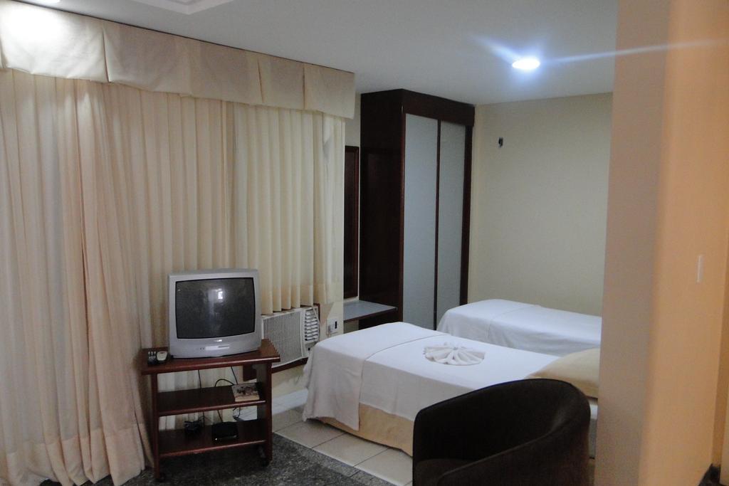 Luzon Residence Apartments ฟอร์ตาเลซา ภายนอก รูปภาพ